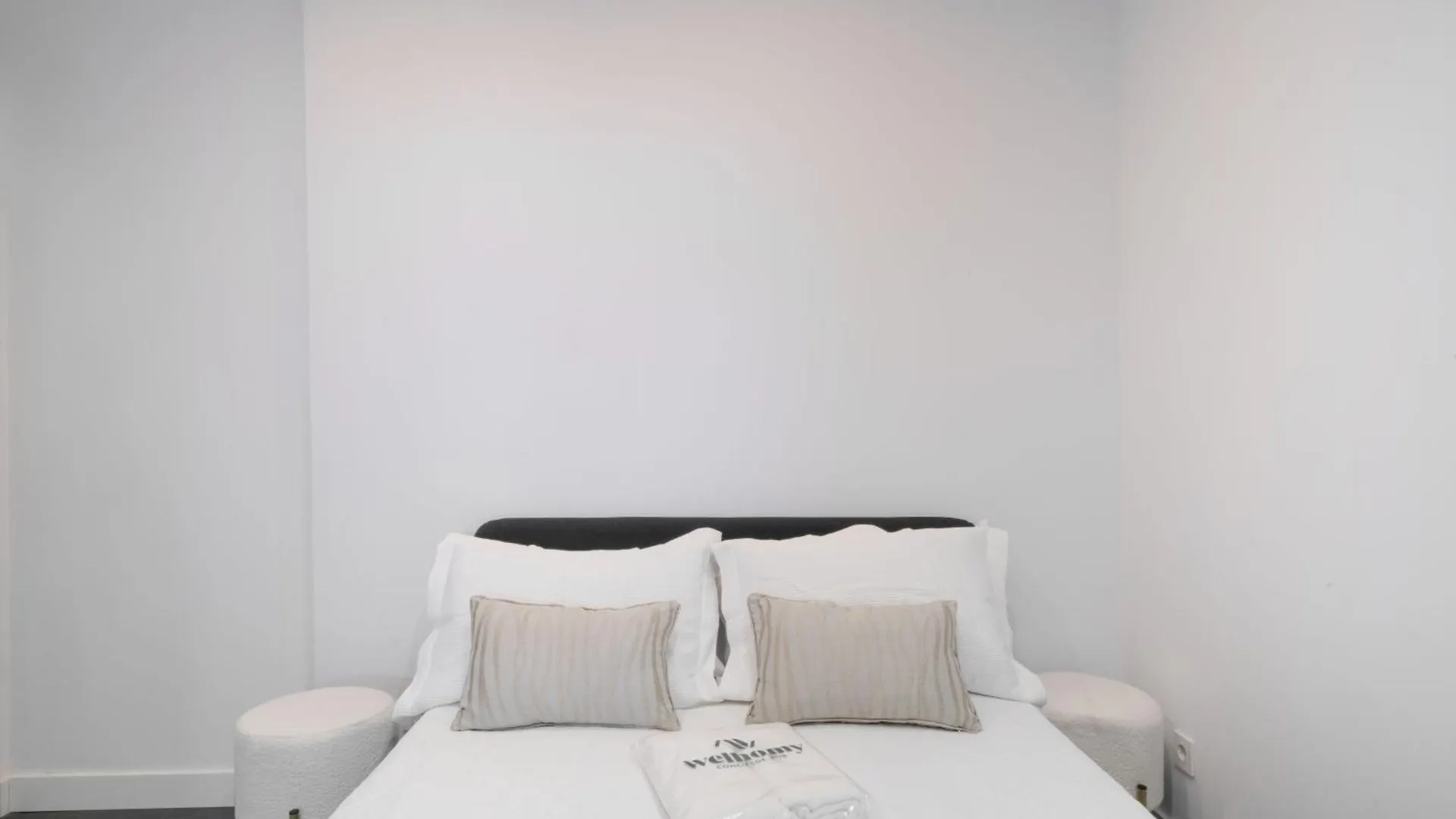 Apartamento Wehostyou Apt Moderne Central Roses Colom 1B